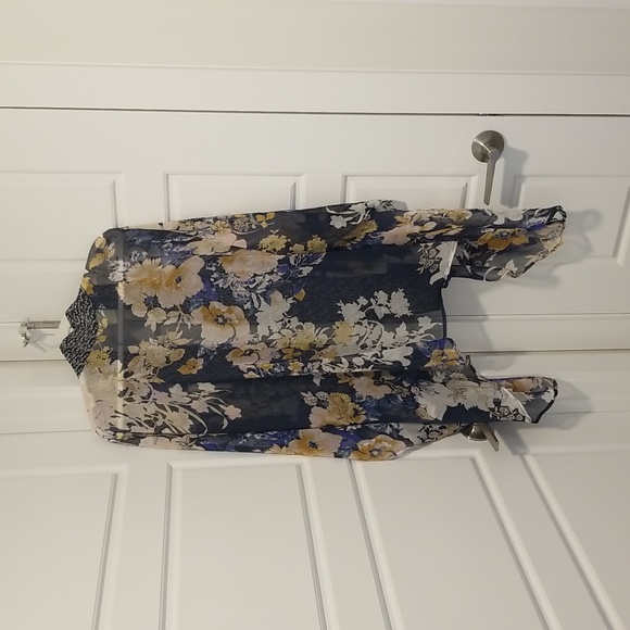 NWOT, Flowy Silk kimono by Eloise, one size - Picture 3 of 10